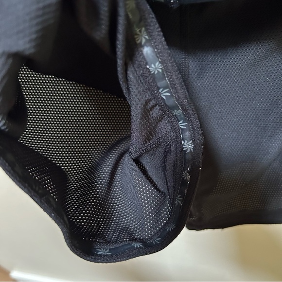 Athleta ~ Stretch Knit Bettona Classic Skort Skirt size XS in Indigo Denim - Picture 11 of 16